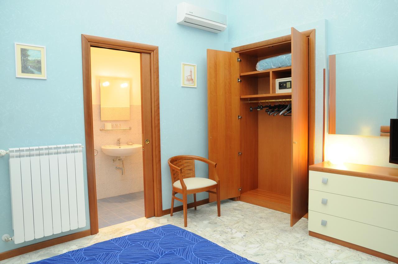Affittacamere Conte Di Cavour Noto Extérieur photo